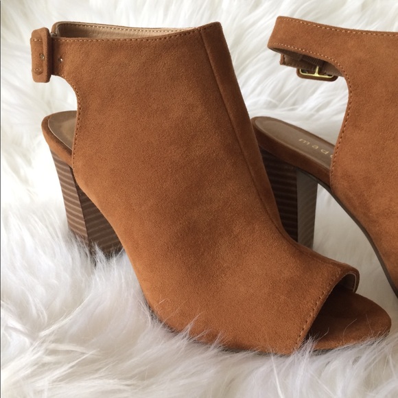 Shoes - New💙 Madden girl chestnut shooties💙